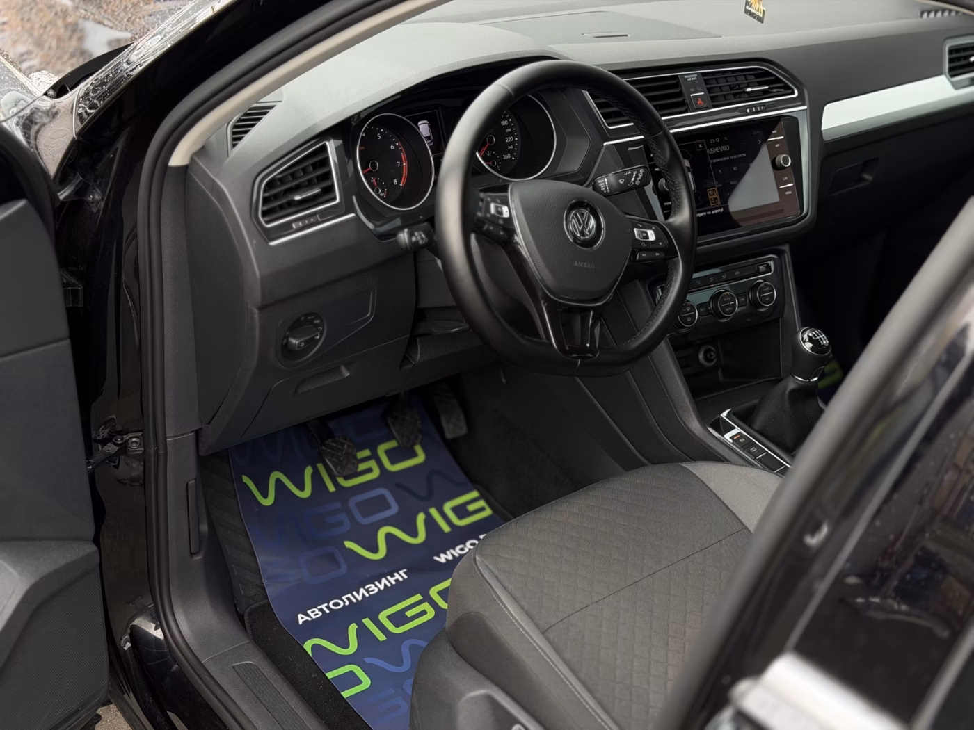 Volkswagen Tiguan фото 13