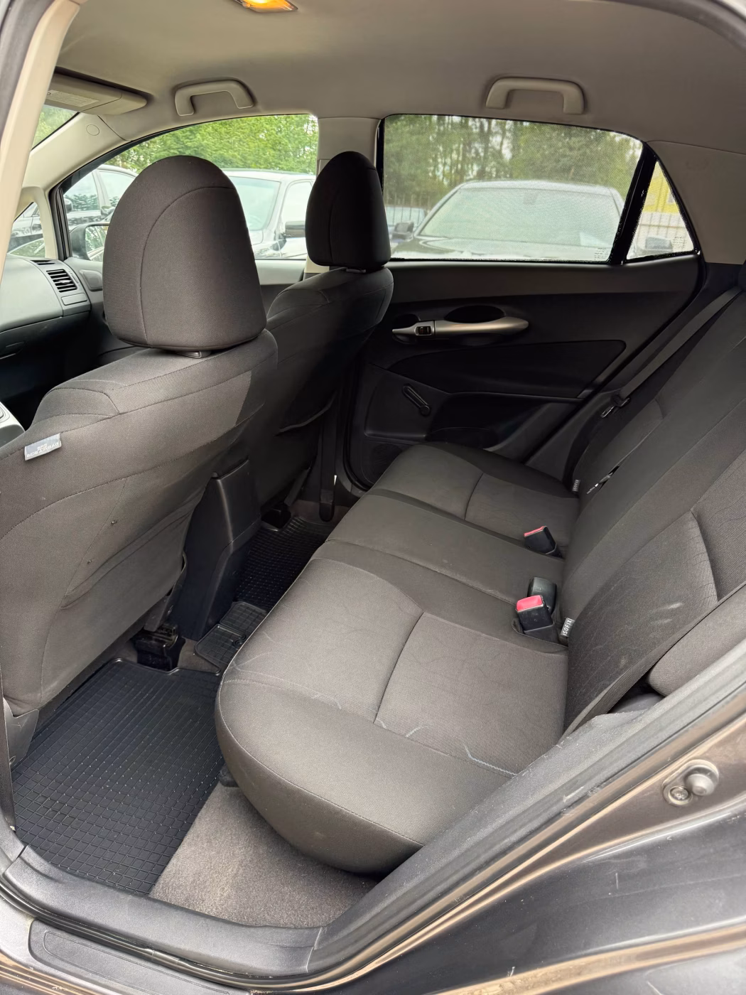 Toyota Auris фото 13