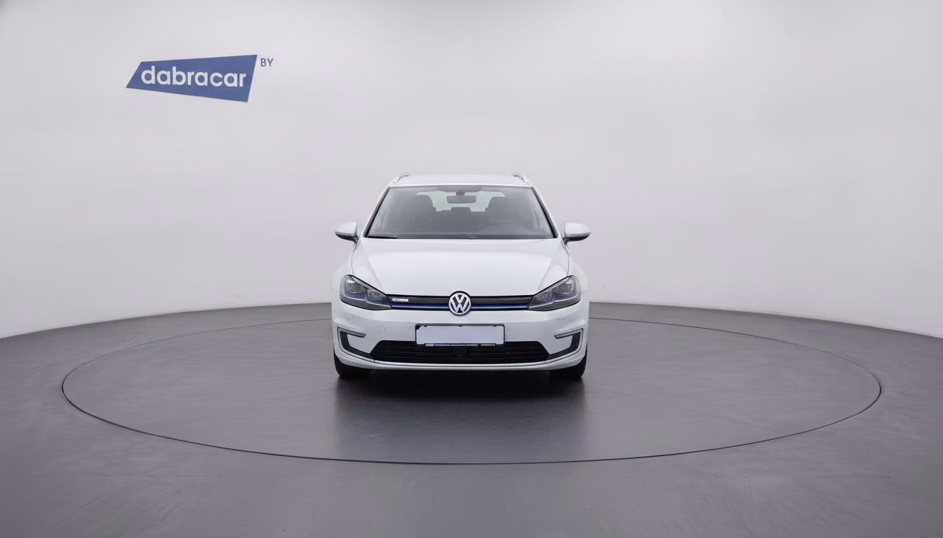 Volkswagen e-Golf фото 2
