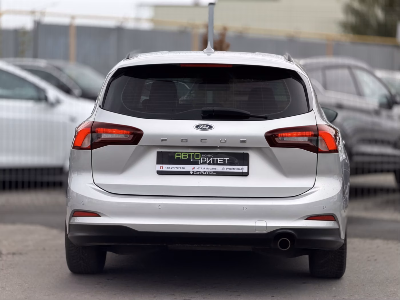 Ford Focus фото 8