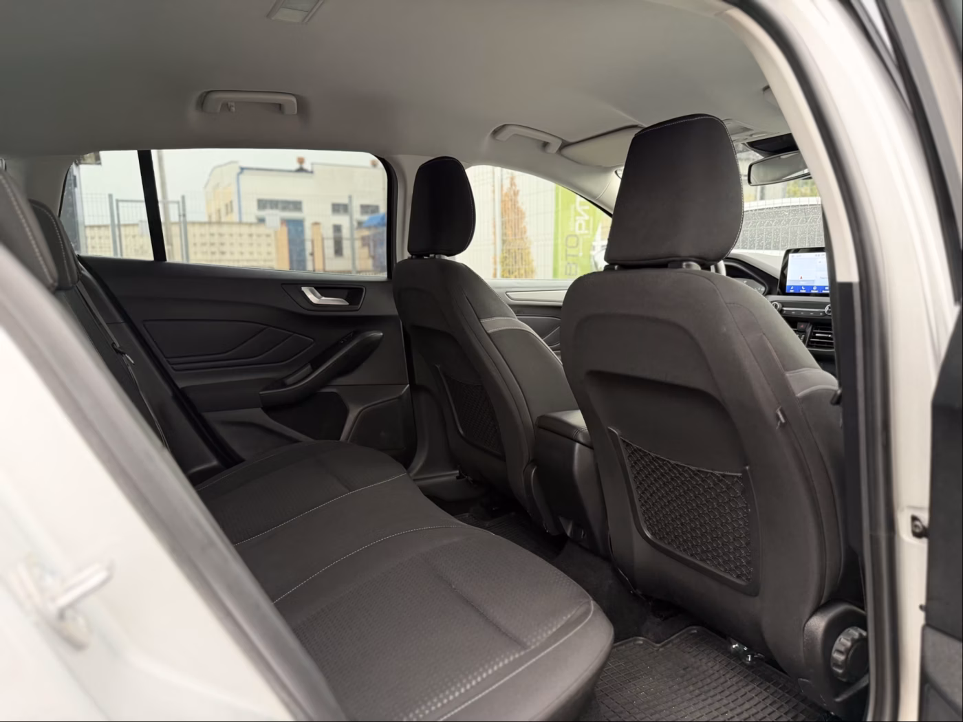 Ford Focus фото 25