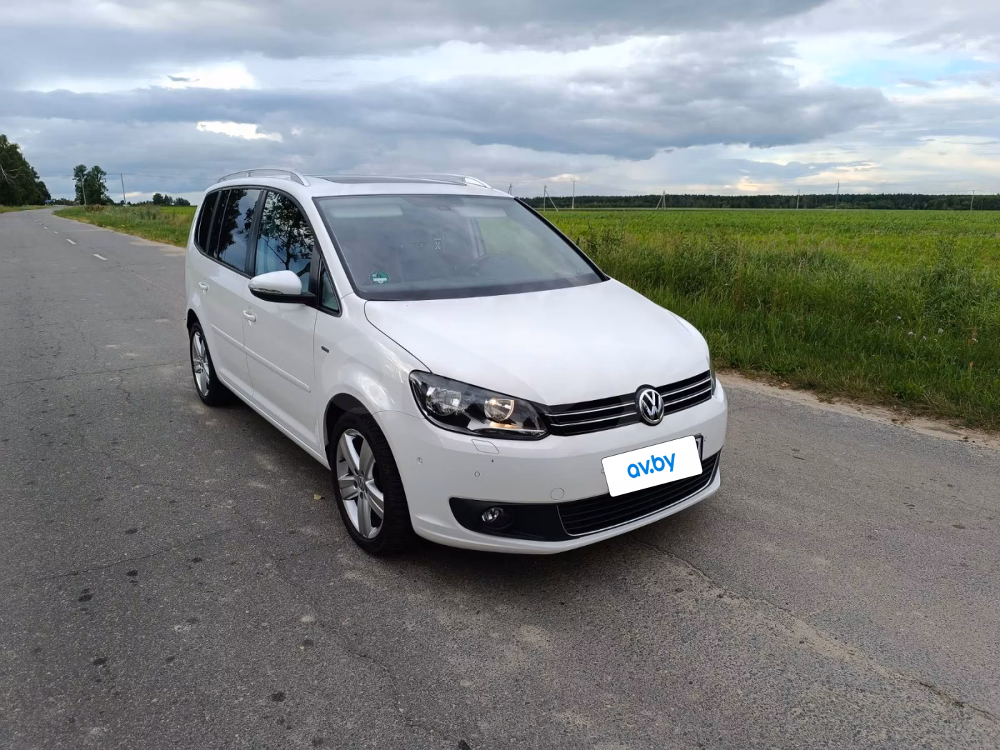 Volkswagen Touran фото 3