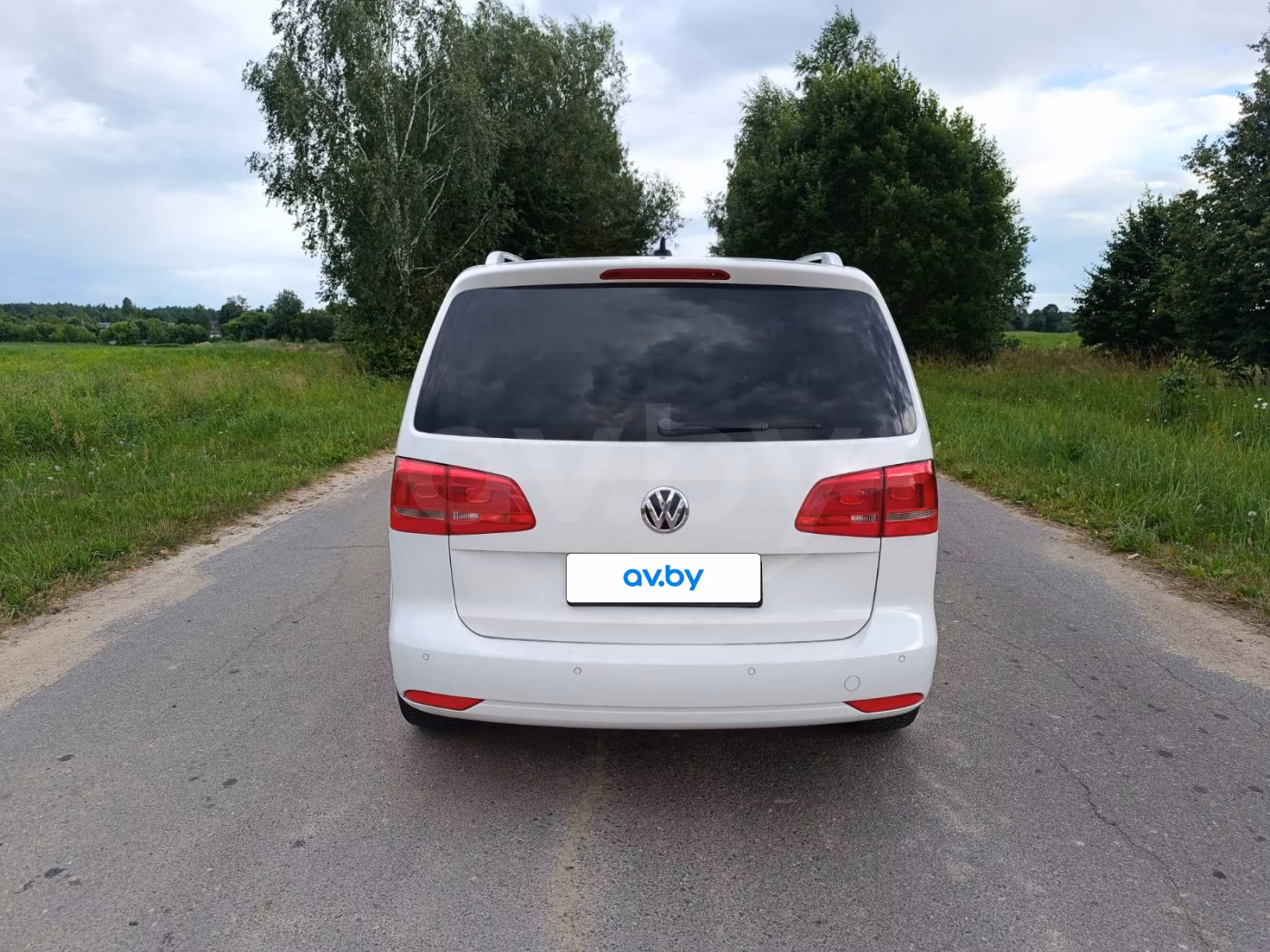 Volkswagen Touran фото 9