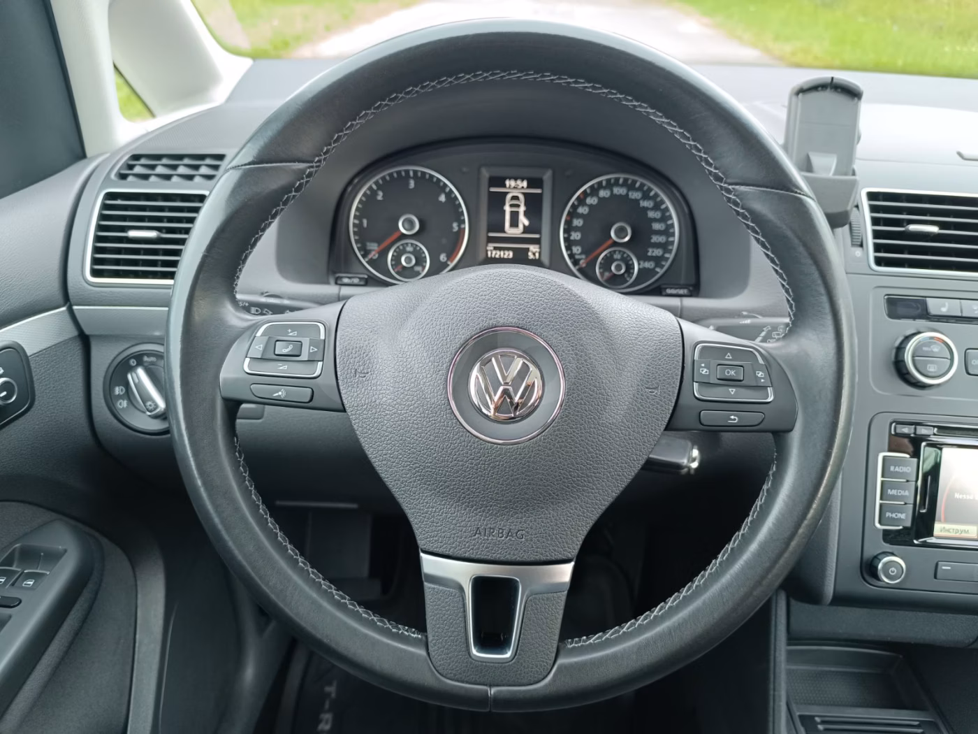 Volkswagen Touran фото 4