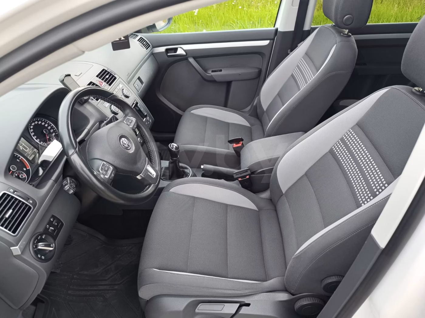 Volkswagen Touran фото 17