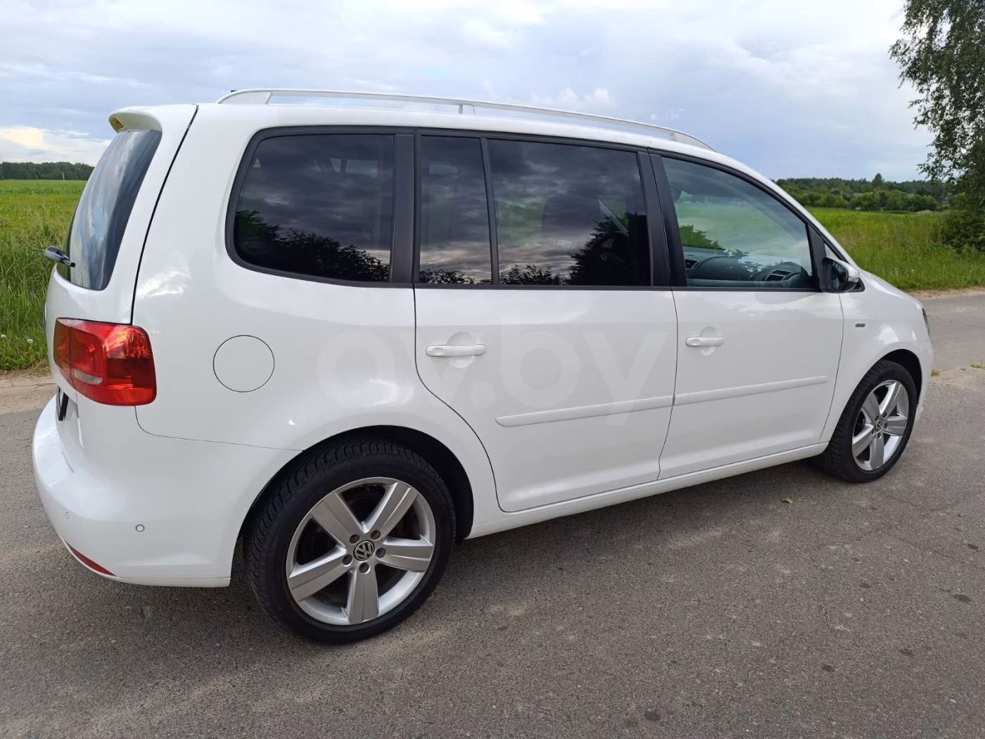 Volkswagen Touran фото 23