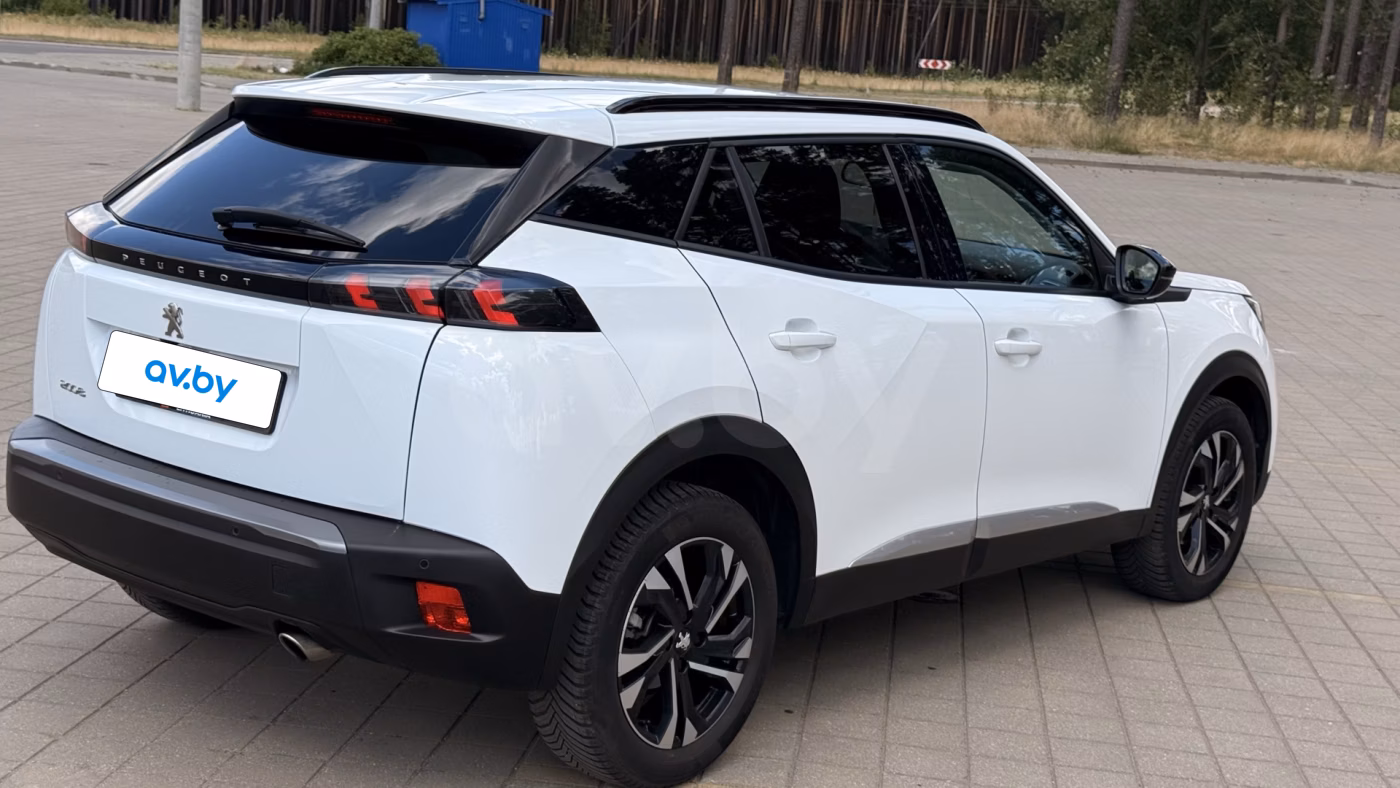 Peugeot 2008 фото 4