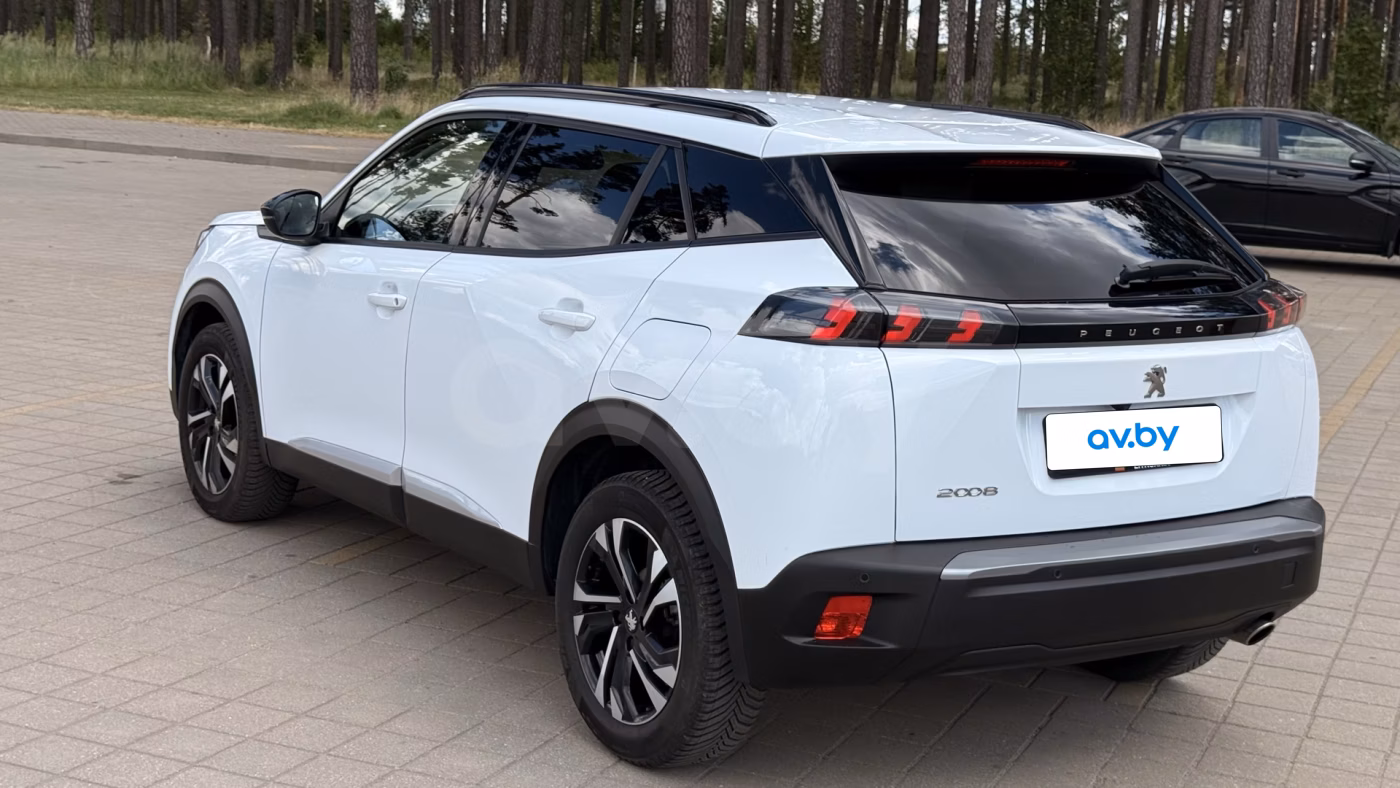 Peugeot 2008 фото 5
