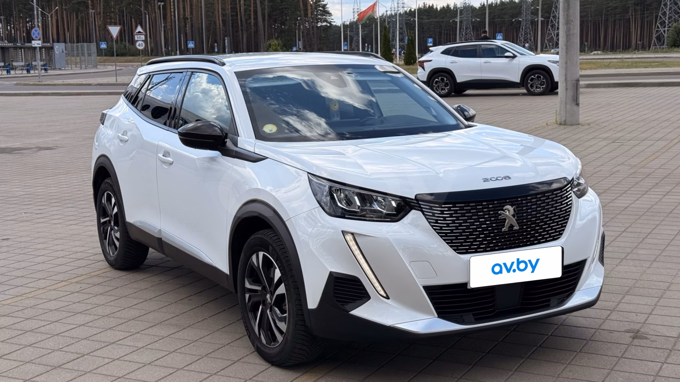 Peugeot 2008 фото 12