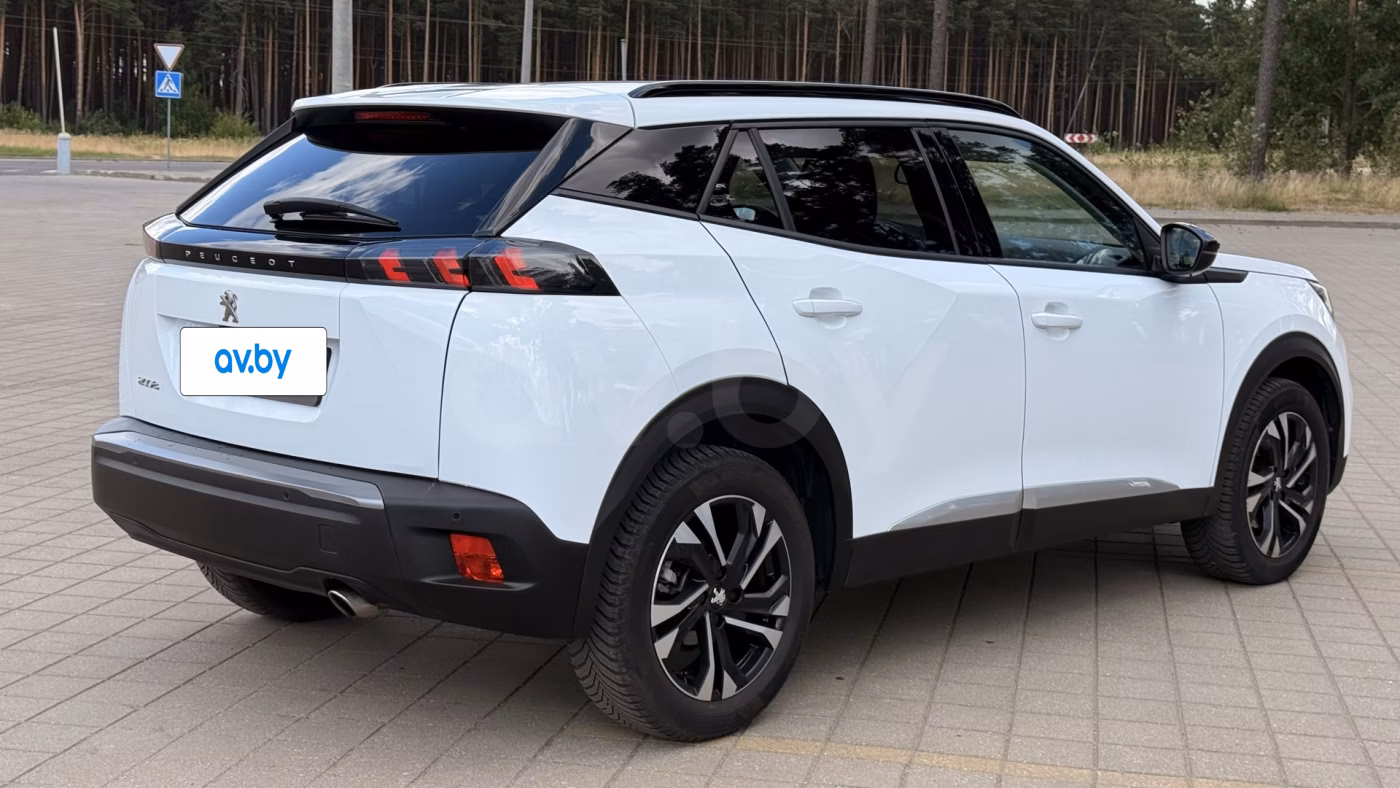 Peugeot 2008 фото 14