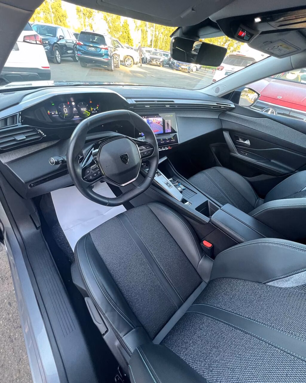Peugeot 308 фото 10