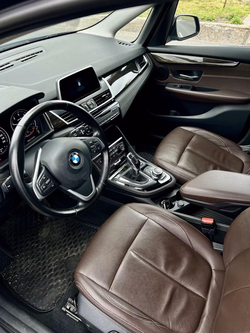BMW 2 серия Gran Tourer фото 9