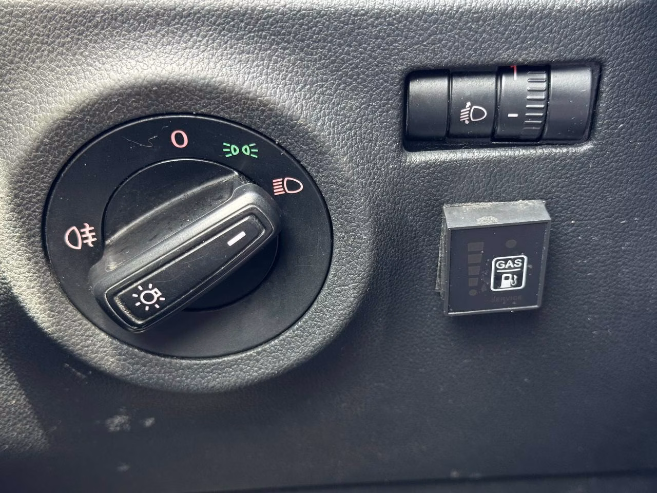 Volkswagen Polo Sedan фото 18