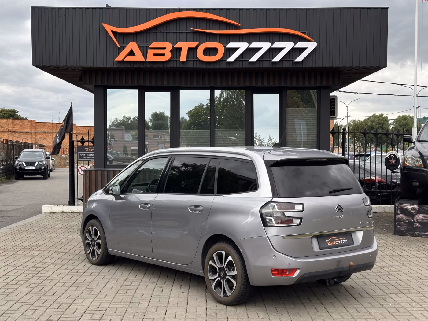 Citroen C4 Spacetourer фото 4