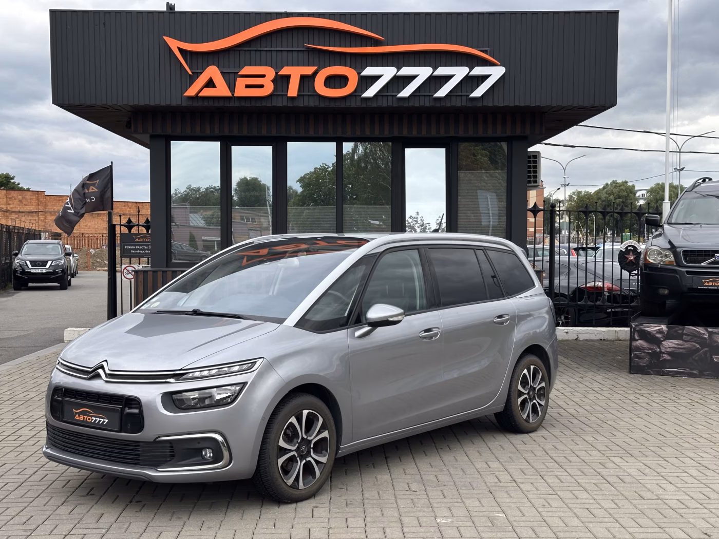 Citroen C4 Spacetourer фото 5