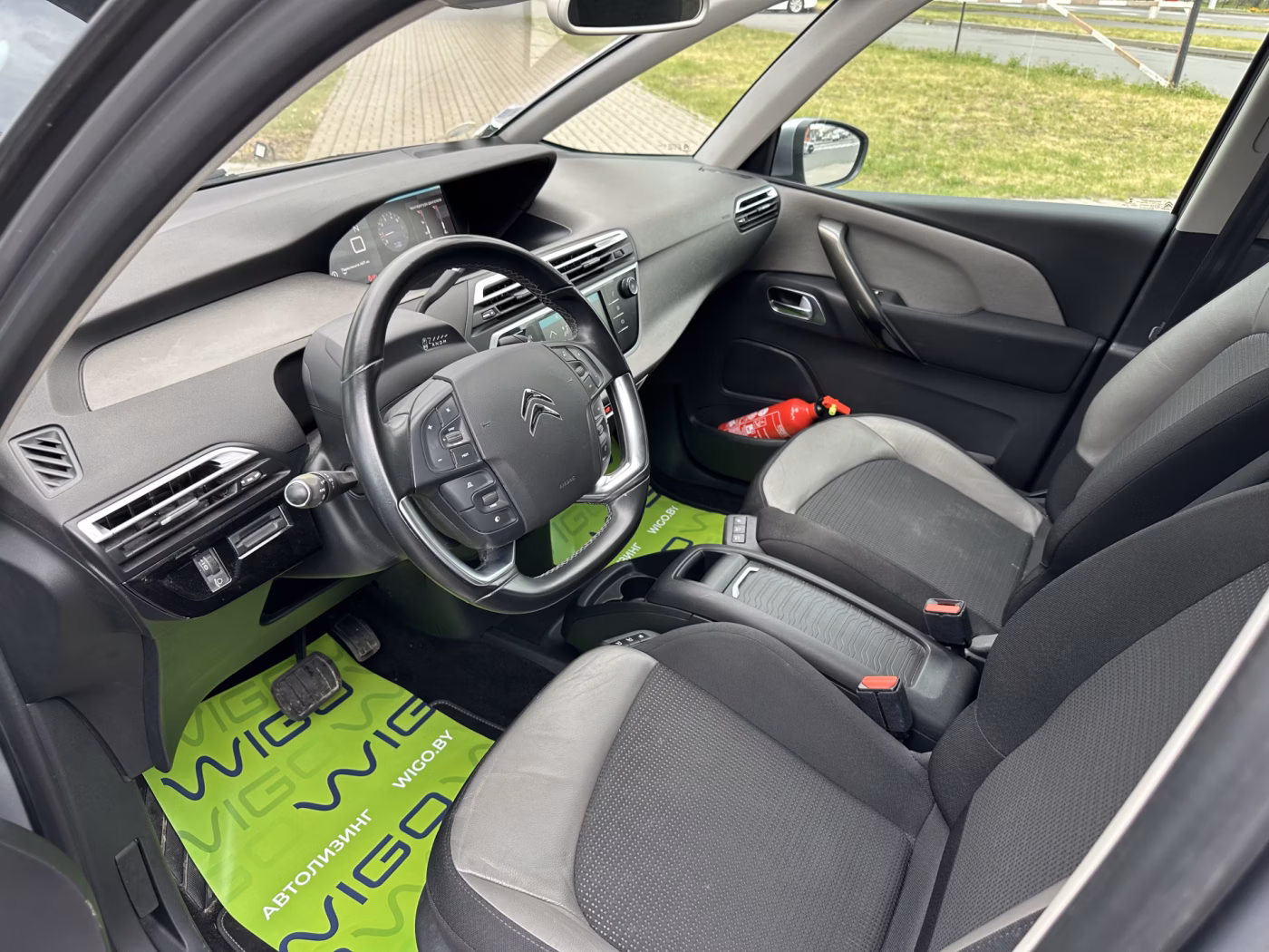 Citroen C4 Spacetourer фото 8