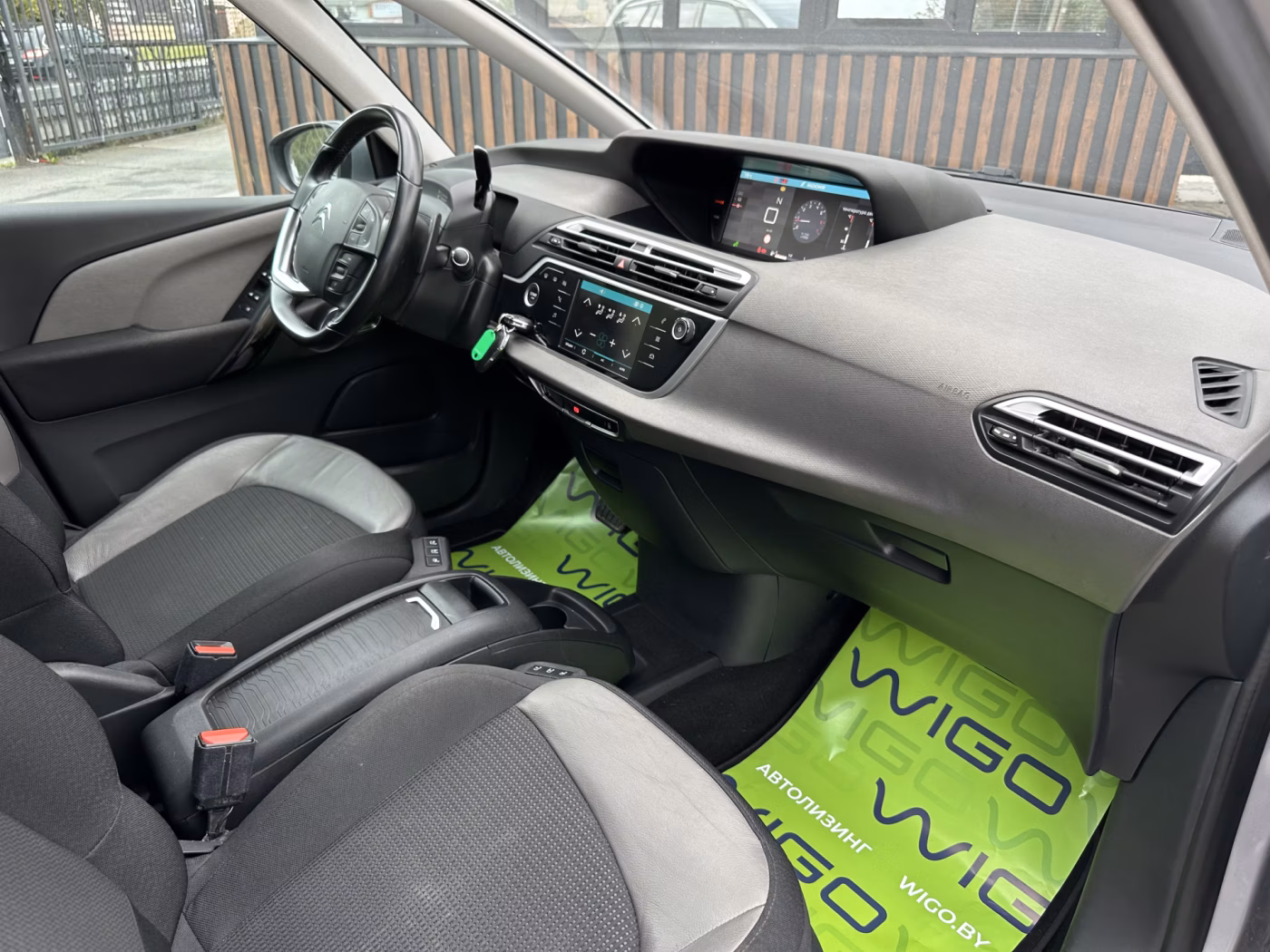 Citroen C4 Spacetourer фото 12