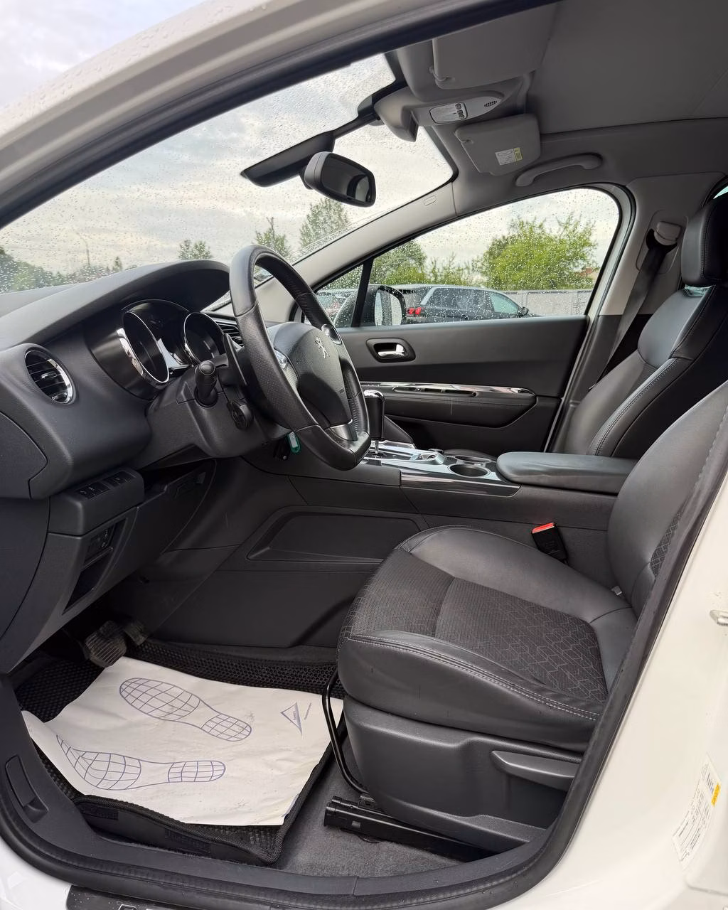 Peugeot 3008 фото 10