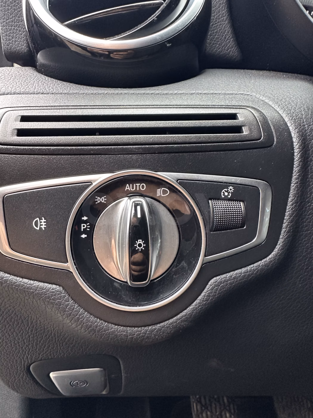 Mercedes-Benz C-Класс фото 15