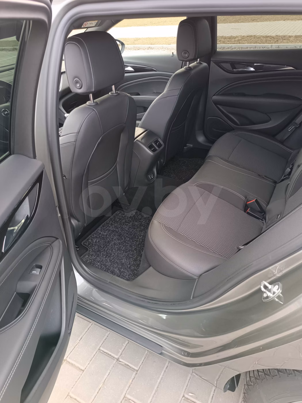 Opel Insignia фото 14