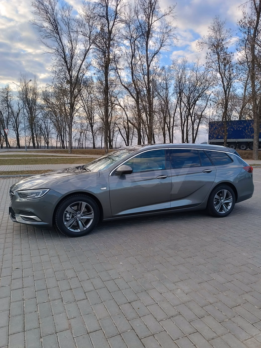 Opel Insignia фото 16