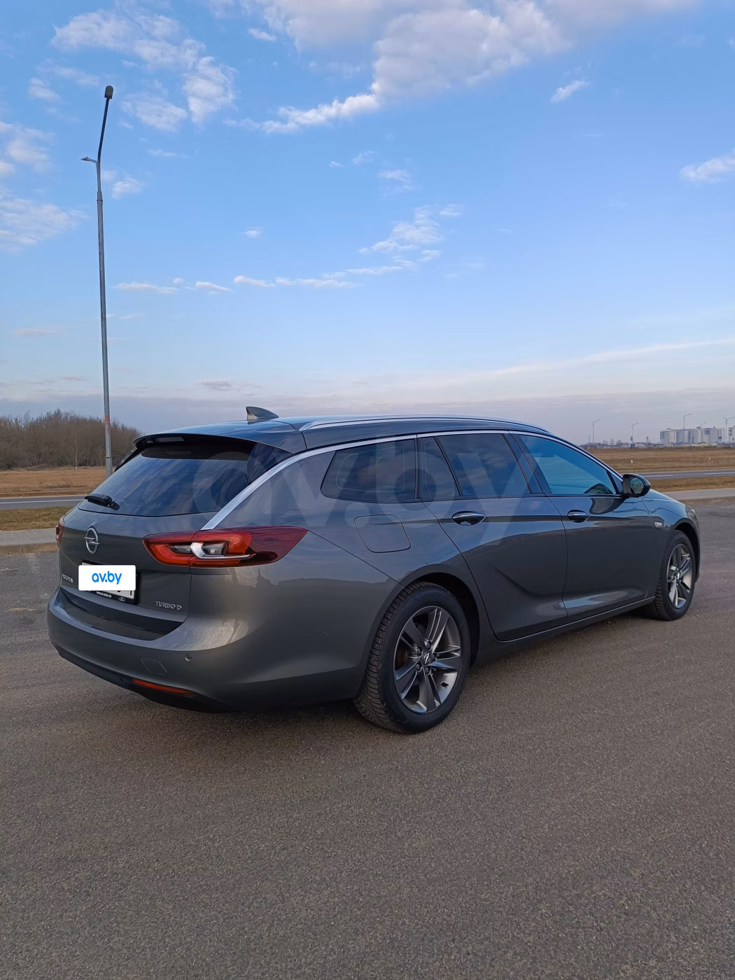 Opel Insignia фото 8