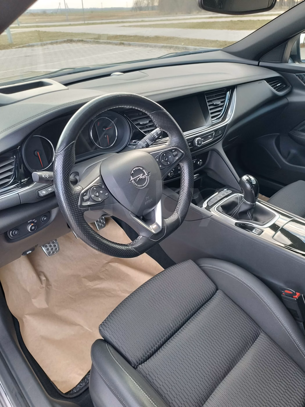 Opel Insignia фото 13