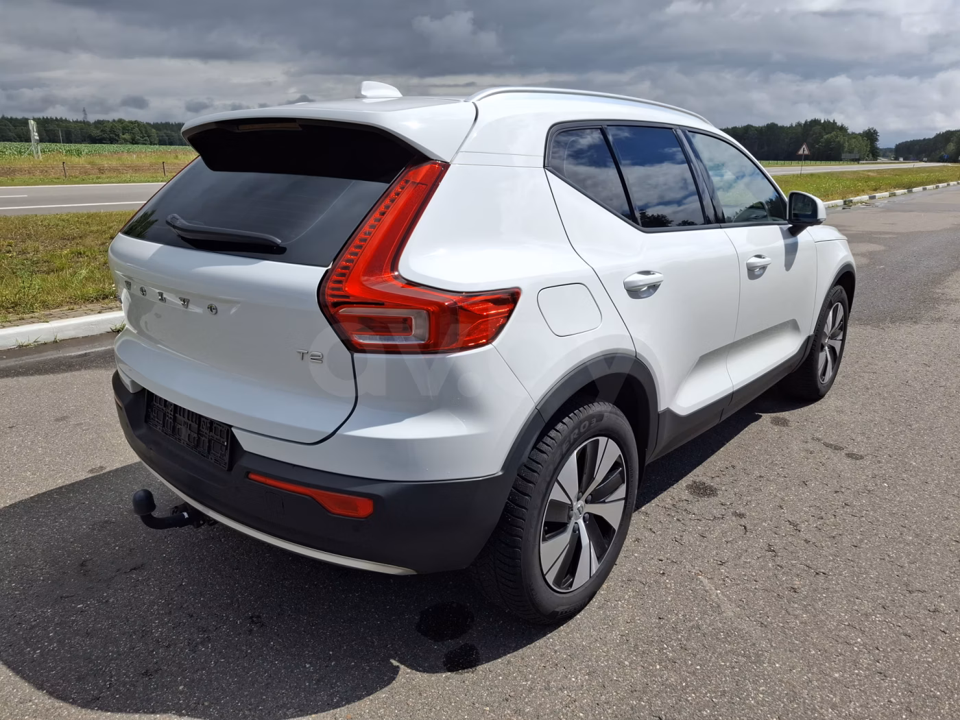 Volvo XC40 фото 4