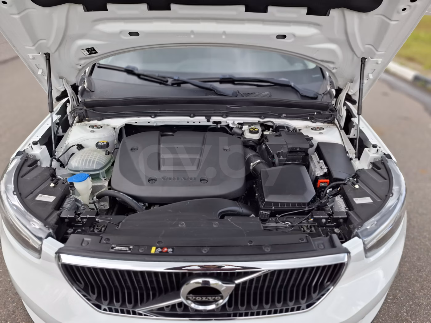 Volvo XC40 фото 11