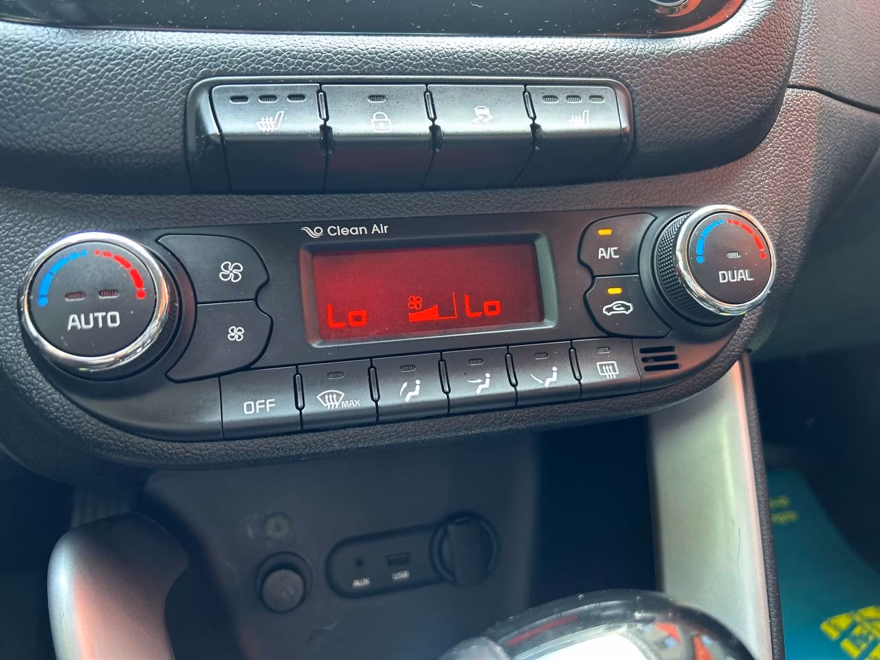 Kia Cee'd фото 9