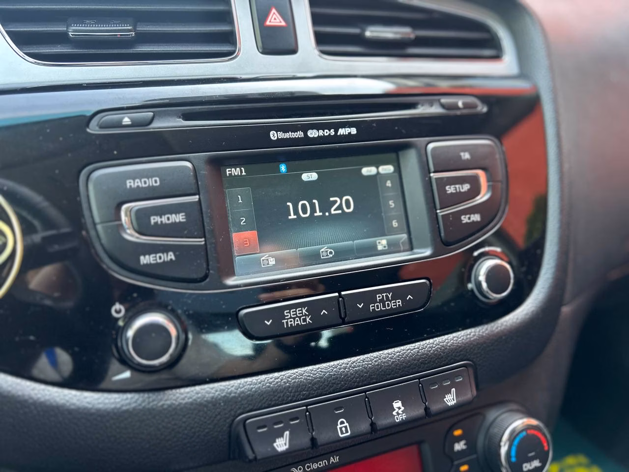 Kia Cee'd фото 8