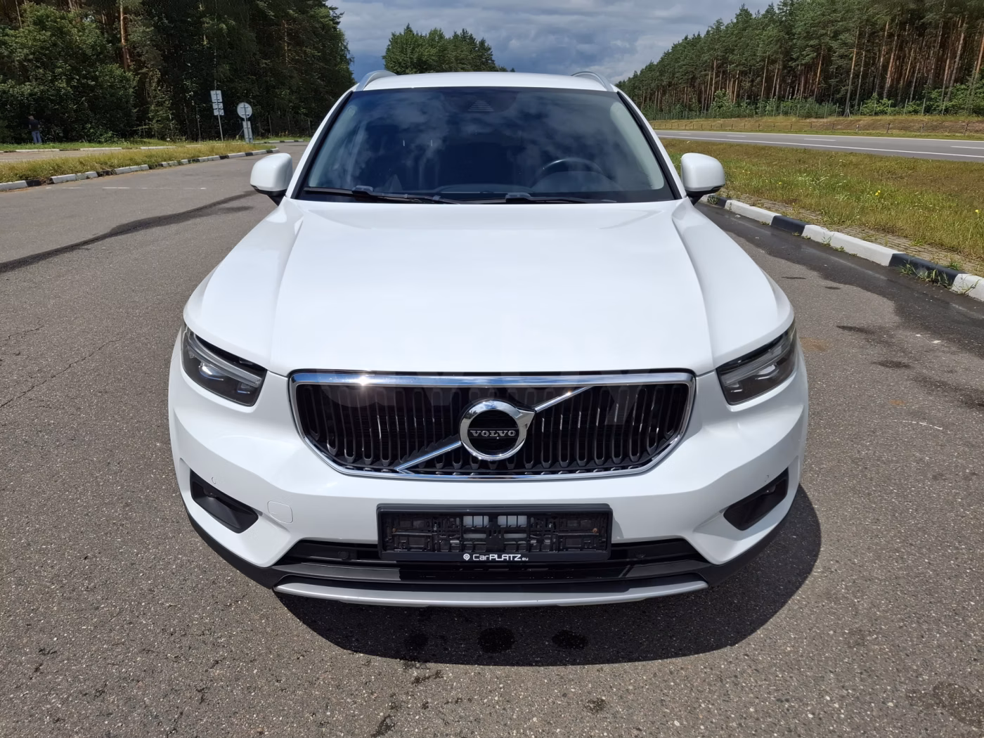 Volvo XC40 фото 7