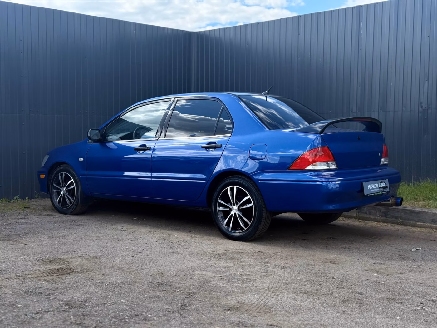 Mitsubishi Lancer фото 7