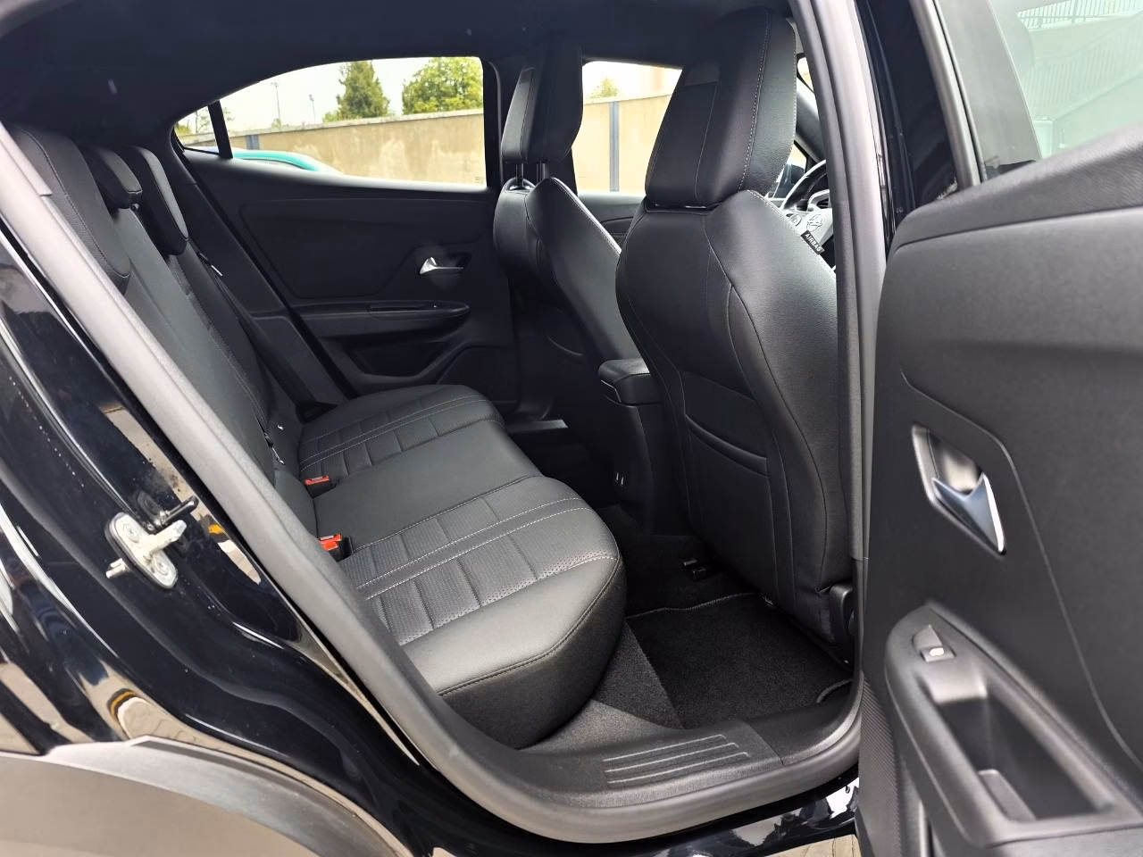 Opel Mokka фото 22