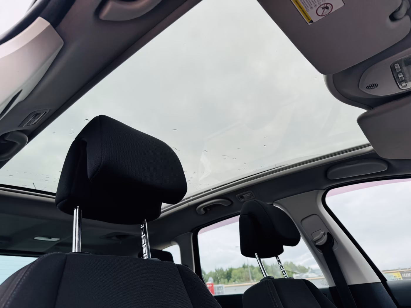 Peugeot 308 фото 10