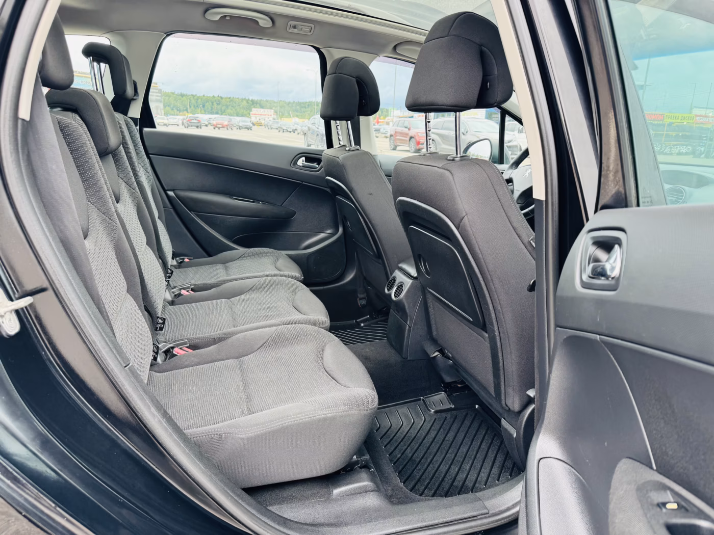 Peugeot 308 фото 7