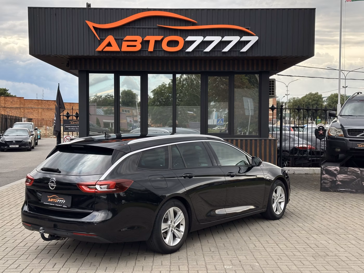 Opel Insignia фото 2