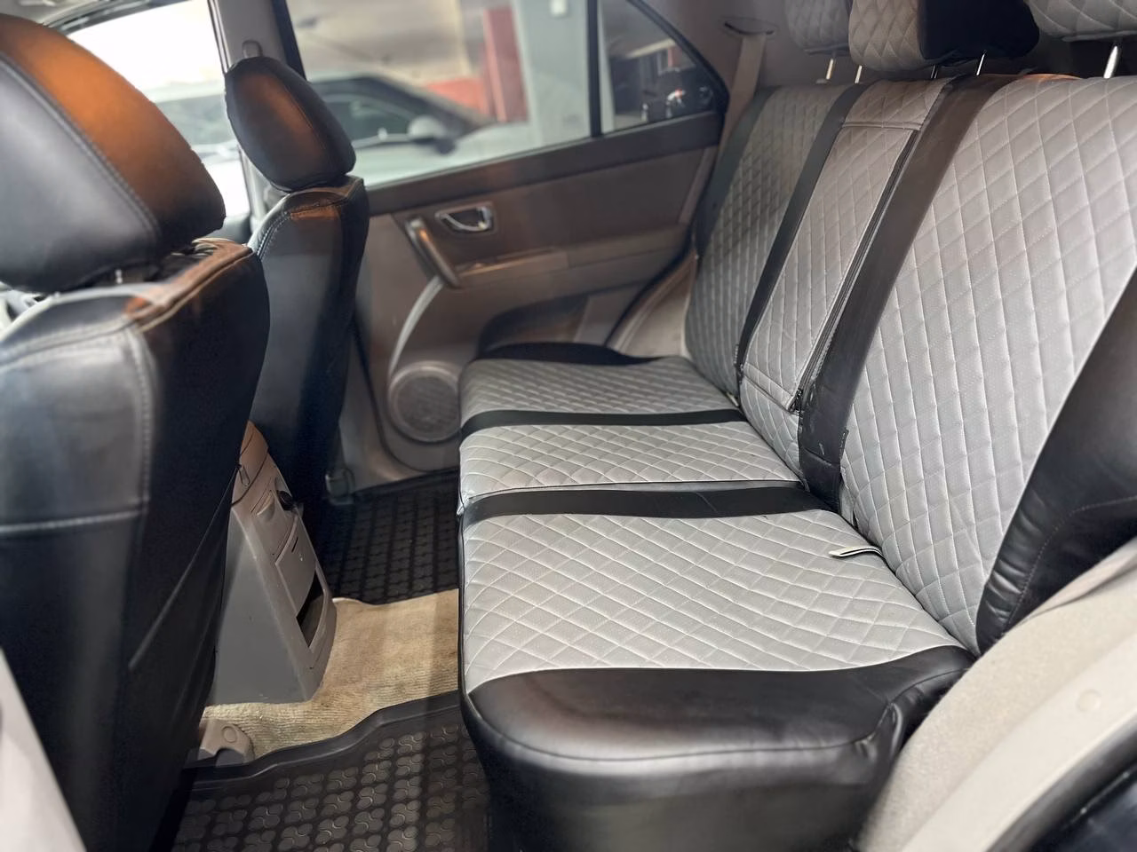Kia Sorento фото 8