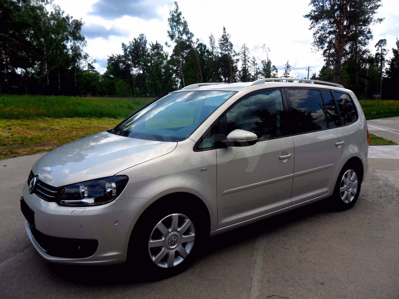 Volkswagen Touran фото 2
