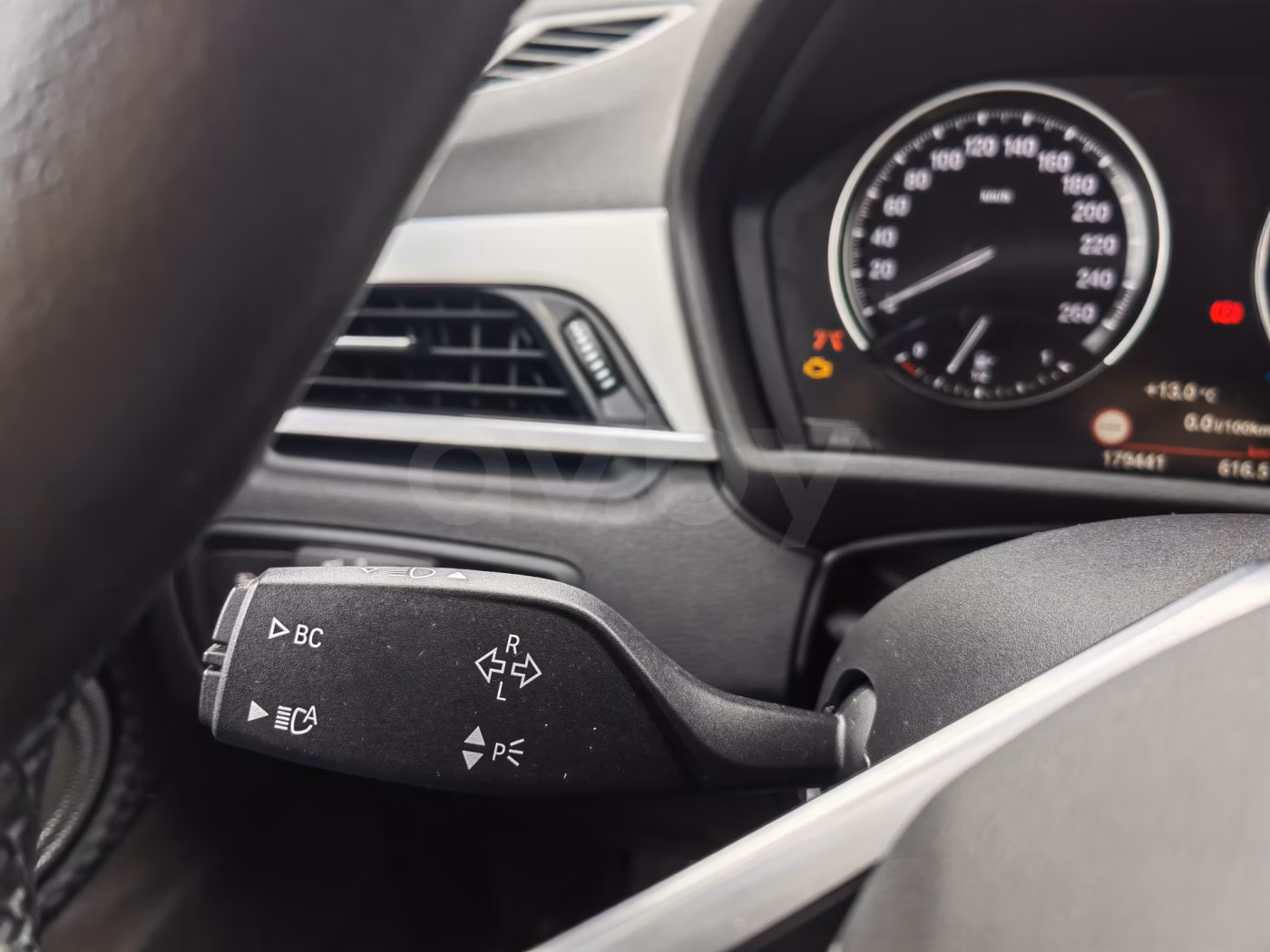 BMW X1 фото 10