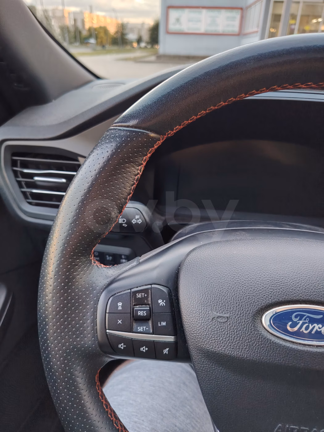 Ford Kuga фото 12
