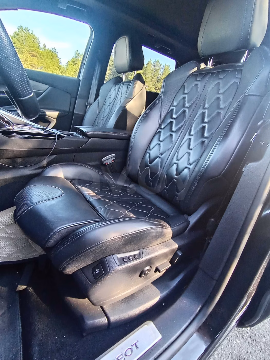 Peugeot 5008 фото 3