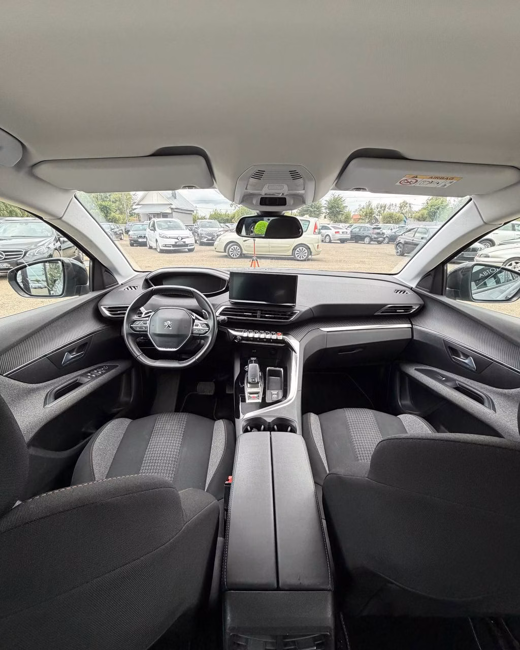 Peugeot 3008 фото 11