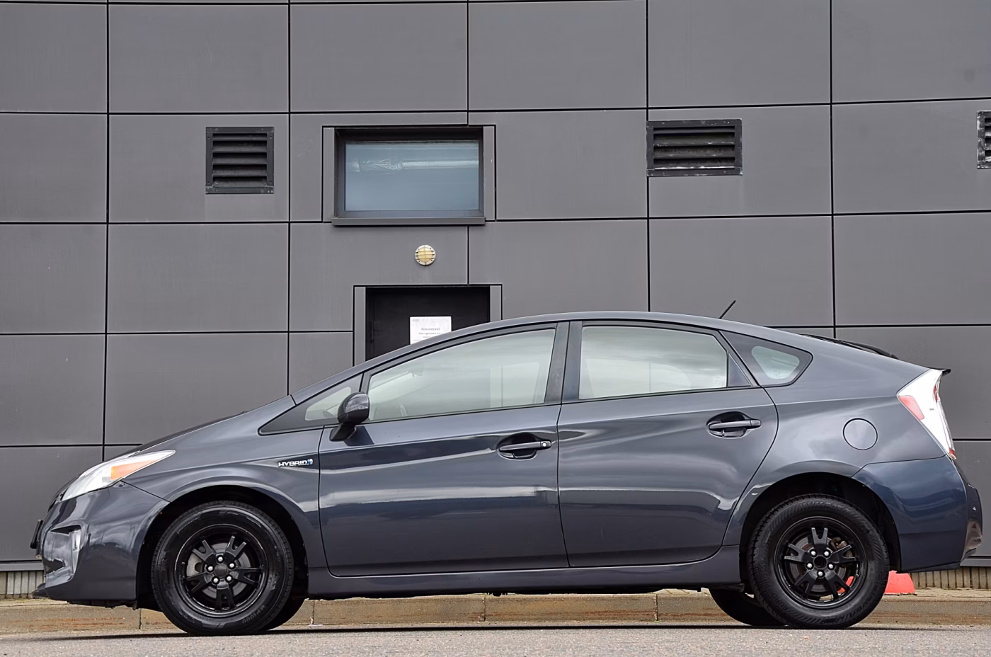 Toyota Prius фото 5