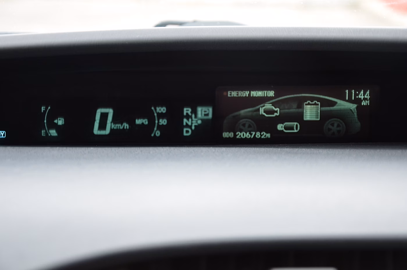 Toyota Prius фото 11
