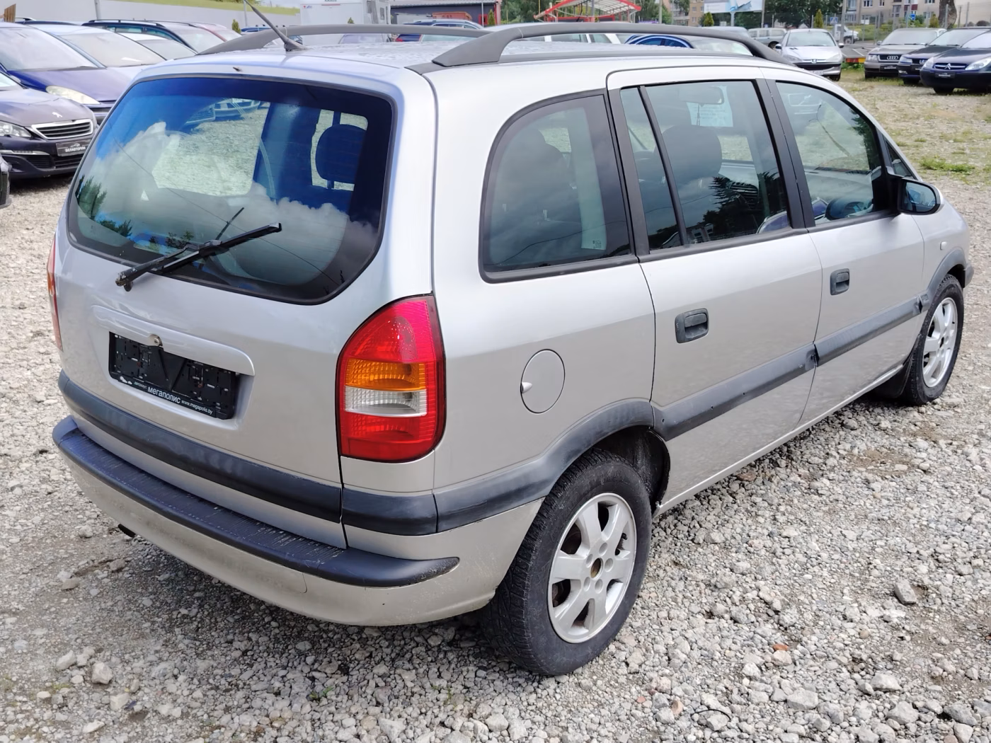 Opel Zafira фото 9