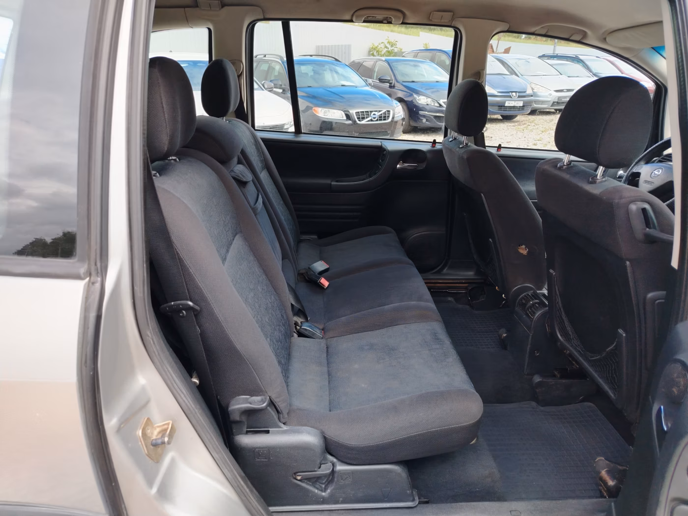 Opel Zafira фото 15