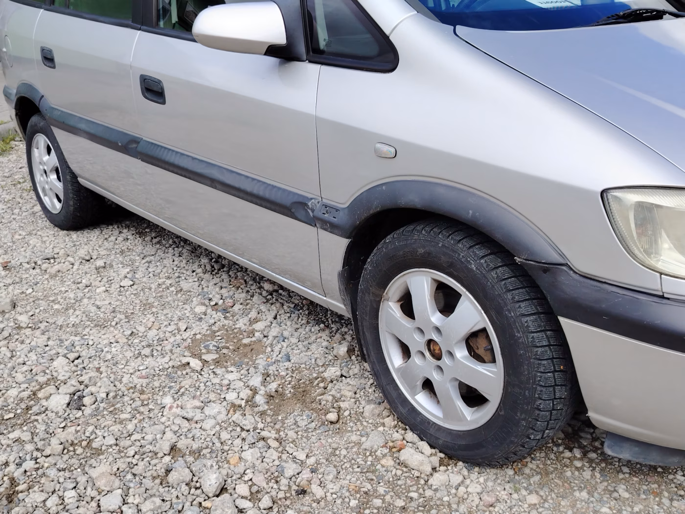 Opel Zafira фото 8