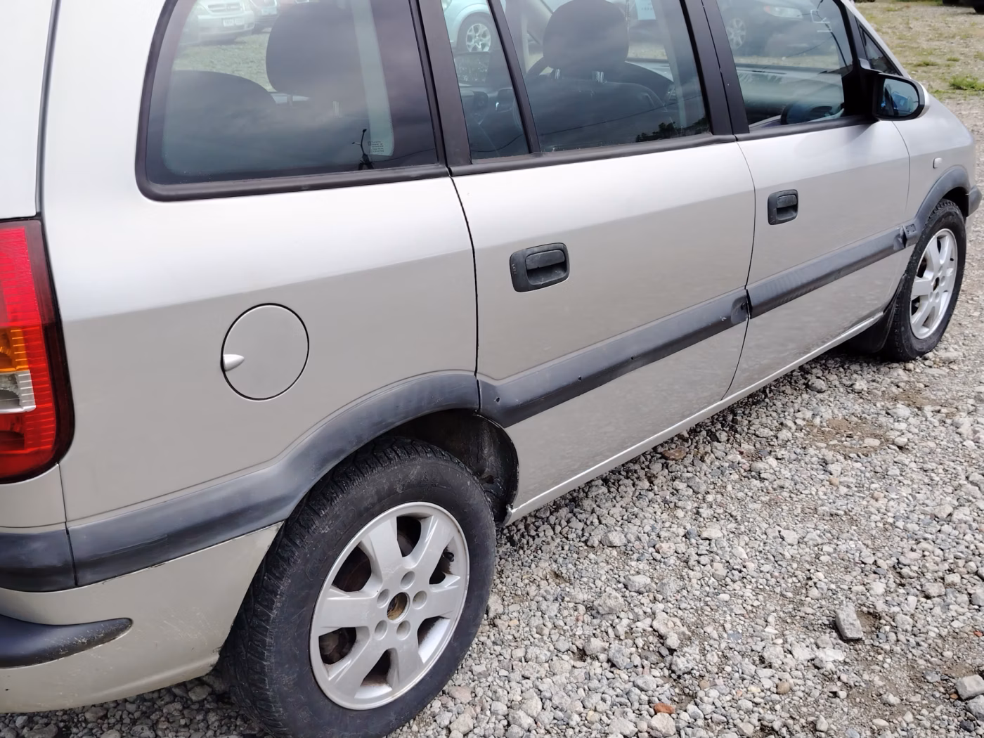 Opel Zafira фото 10