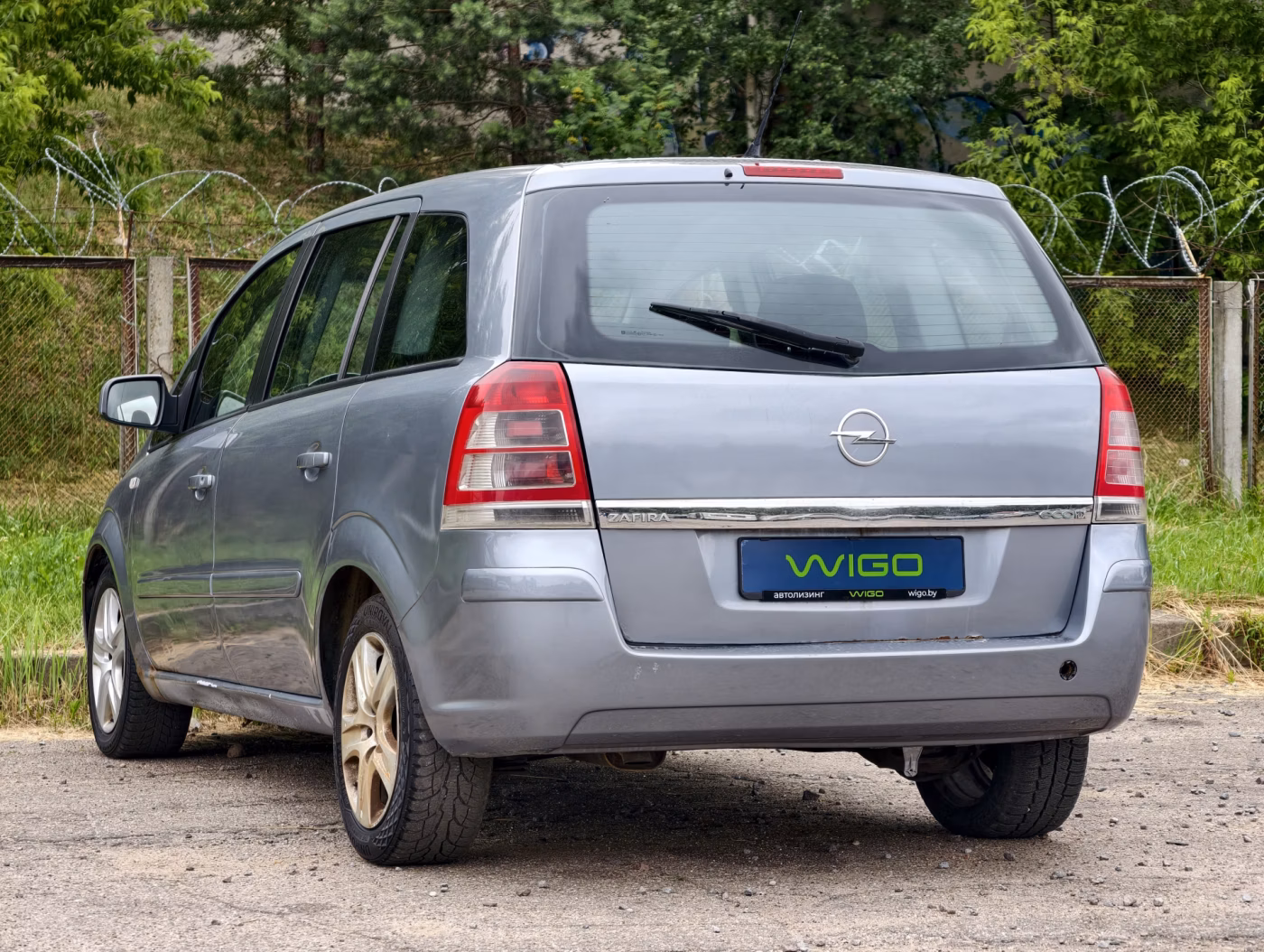 Opel Zafira фото 5